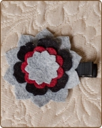 Felt Clippie - Grey/Black/Red Flower