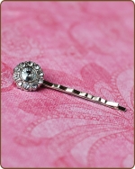 Ittybitty Lauren Bobby Pin in Clear